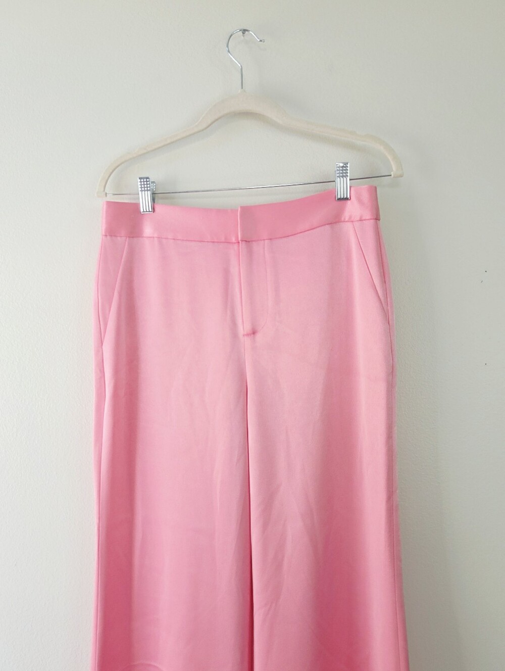 Alice + Olivia Deanna Satin High-waisted Bootcut Pants In Primrose Size 6 - Picture 4 of 10
